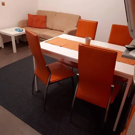 Adriana Apartmán *